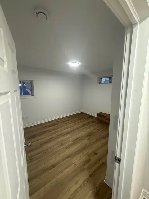 B bedroom